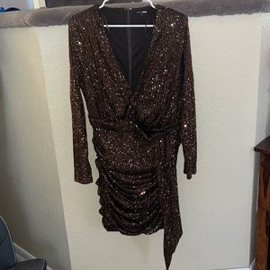 Wore this beautiful sequence dress once for a wedding. compliments all night